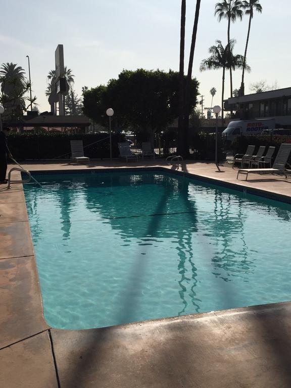 Vagabond Inn Los Angeles At Usc Zewnętrze zdjęcie